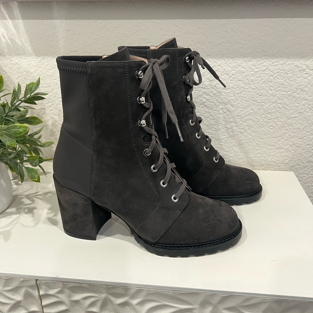 NWOT Stuart Weitzman Savannah Suede Gray Lace-Up Combat Boots